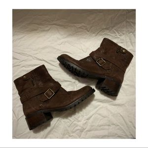Brown ankle boots
